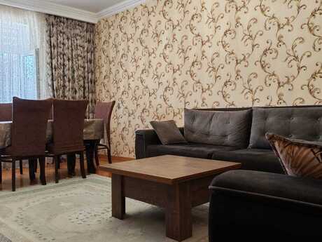 3 otaqlı həyət evi/bağ evi - Qara Qarayev m. - 90 m²