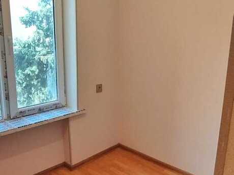 2 otaqlı köhnə tikili - Qara Qarayev m. - 37 m²