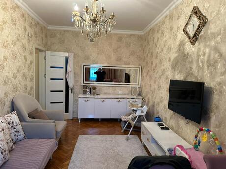 Elan №6134558 - Bakı, Həzi Aslanov q., 2 otaqlı, 60 m², 3/5 mərtəbə