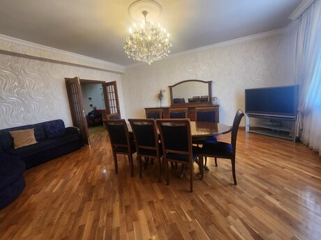 2 otaqlı yeni tikili - Şah İsmayıl Xətai m. - 100 m²