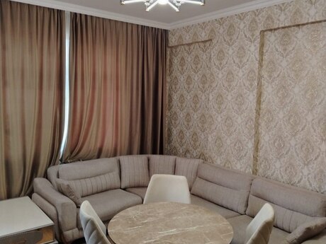 2 otaqlı köhnə tikili - Günəşli q. - 55 m²
