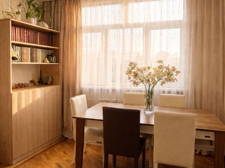 3 otaqlı köhnə tikili - Neftçilər m. - 97 m²