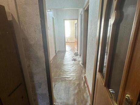 2 otaqlı köhnə tikili - Yeni Günəşli q. - 50 m²