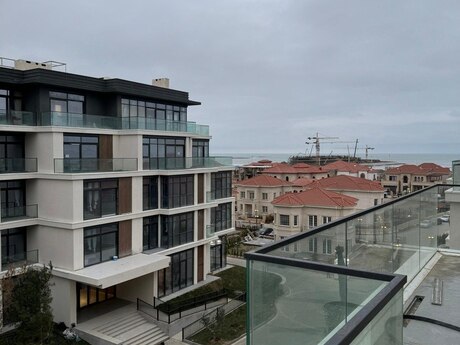 3 otaqlı yeni tikili - Zuğulba q. - 133.4 m²