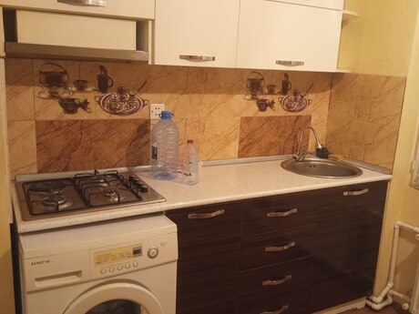 1 otaqlı köhnə tikili - Gənclik m. - 38 m²