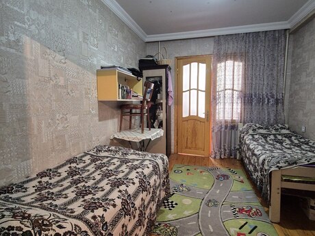 2 otaqlı köhnə tikili - İnşaatçılar m. - 45 m²