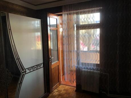 4 otaqlı köhnə tikili - Xətai r. - 110 m²