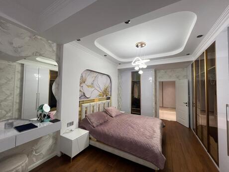 3-комн. новостройка - Сураханский р. - 115 м²