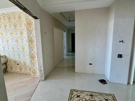 3-комн. новостройка - м. Гянджлик - 150 м²