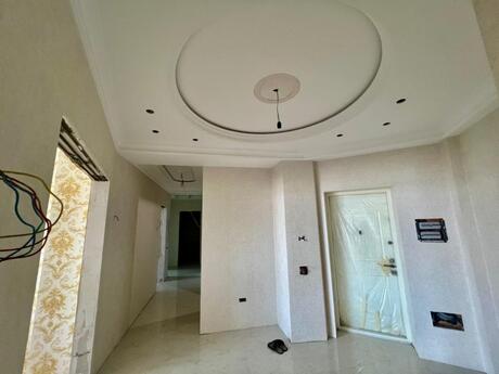 3-комн. новостройка - м. Гянджлик - 150 м²