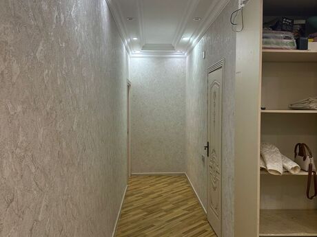 3-комн. новостройка - м. 20 января - 90 м²
