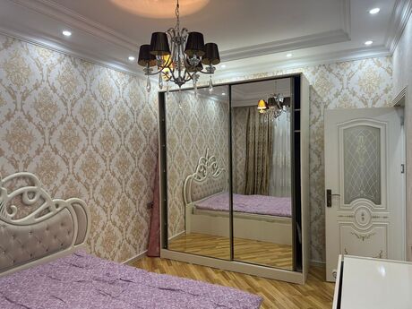 3-комн. новостройка - м. 20 января - 90 м²