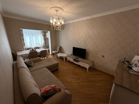 Elan №6134723 - Bakı, Gənclik m., 2 otaqlı, 70 m², 7/9 mərtəbə
