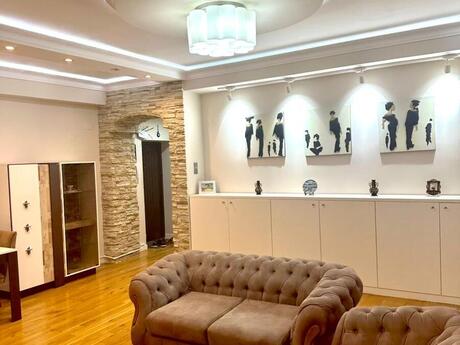 3 otaqlı köhnə tikili - İçəri Şəhər m. - 120 m²