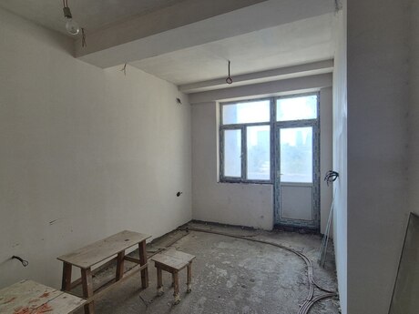 4 otaqlı yeni tikili - Gənclik m. - 185 m²