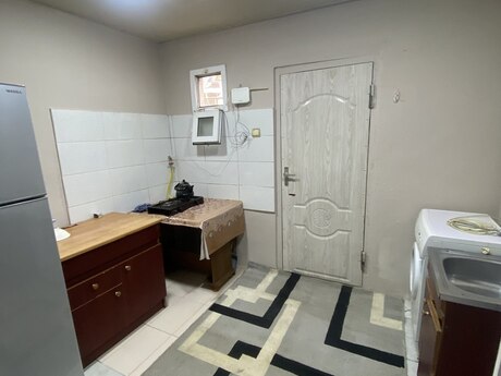 1 otaqlı həyət evi/bağ evi - 20-ci sahə q. - 40 m²