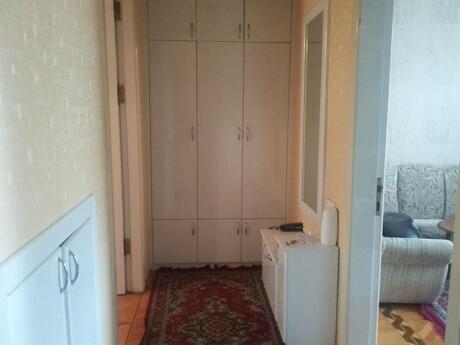 2 otaqlı köhnə tikili - 28 May m. - 70 m²