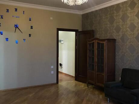 Объявление №6134746 - Баку, м. Элмляр Академиясы, 3-комн., 101 м², 12/18 этаж