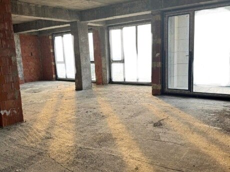 4 otaqlı yeni tikili - Koroğlu m. - 175 m²