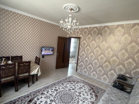 2 otaqlı həyət evi/bağ evi - Şağan q. - 75 m²