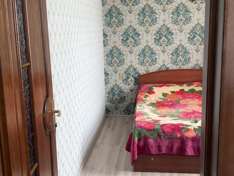 2 otaqlı həyət evi/bağ evi - Şağan q. - 75 m²