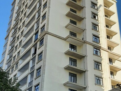 3 otaqlı yeni tikili - Bayıl q. - 153 m²