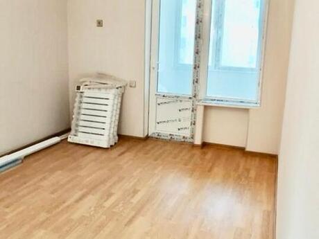 2 otaqlı köhnə tikili - Qara Qarayev m. - 31 m²