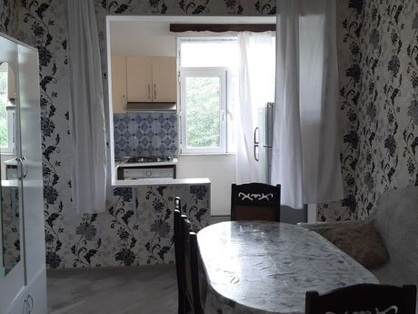 3 otaqlı köhnə tikili - Memar Əcəmi m. - 60 m²