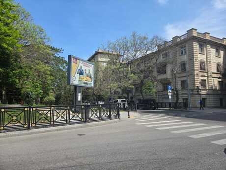 4 otaqlı köhnə tikili - Nəsimi r. - 135 m²