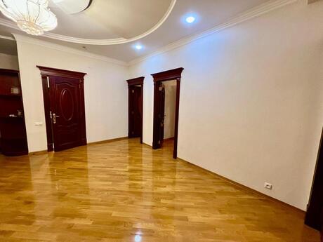 11-комн. дом/дача - м. Гянджлик - 650 м²