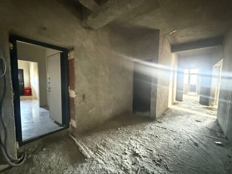 4-комн. новостройка - Хатаинский р. - 150 м²