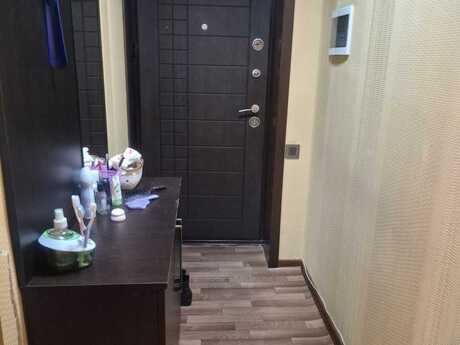 2 otaqlı köhnə tikili - Neftçilər m. - 50 m²