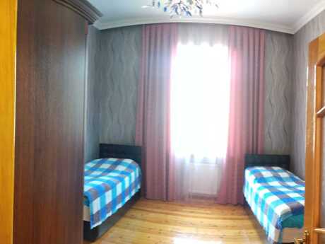 6 otaqlı həyət evi, 310 m², 8-ci mikrorayon: 650 000 ₼ 5