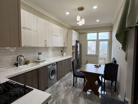 2 otaqlı yeni tikili - Elmlər Akademiyası m. - 95 m²