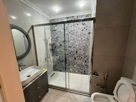 3 otaqlı yeni tikili - Ağ şəhər q. - 130 m²