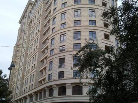 4-комн. новостройка - Хатаинский р. - 150 м²