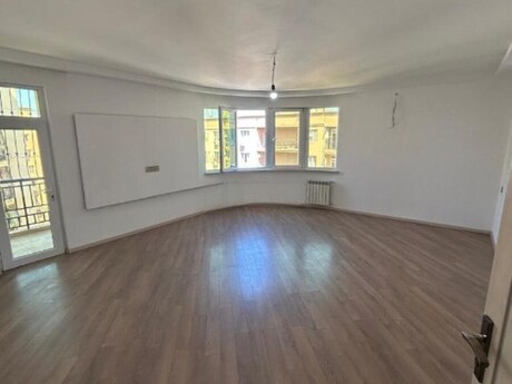 2 otaqlı yeni tikili - İnşaatçılar m. - 95 m²