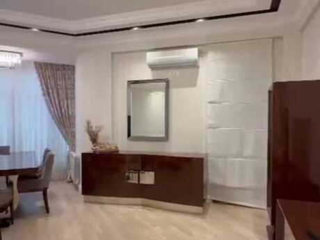 2 otaqlı yeni tikili - Şah İsmayıl Xətai m. - 111 m²