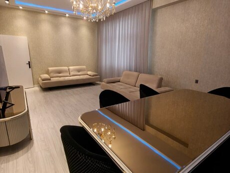 3 otaqlı yeni tikili - Bakıxanov q. - 125 m²