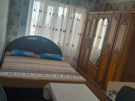 1 otaqlı köhnə tikili - Qaraçuxur q. - 40 m²