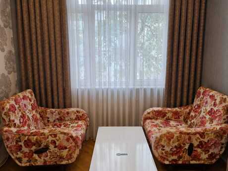 3 otaqlı köhnə tikili - Nəriman Nərimanov m. - 110 m²