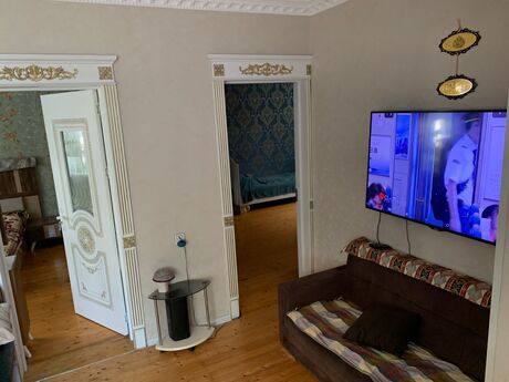 3 otaqlı həyət evi/bağ evi - Xalqlar Dostluğu m. - 135 m²