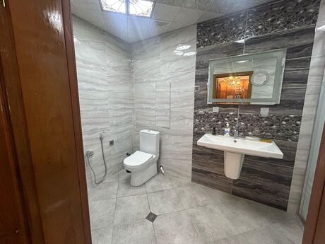 3 otaqlı yeni tikili - 8 Noyabr m. - 155 m²