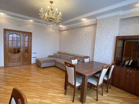 2 otaqlı yeni tikili - Şah İsmayıl Xətai m. - 100 m²