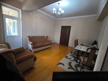 Объявление №6135050 - Баку, м. Шах Исмаил Хатаи, 3-комн., 105 м², 4/14 этаж