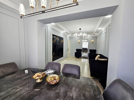 3 otaqlı köhnə tikili - Yeni Yasamal q. - 75 m²