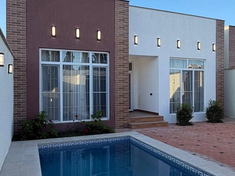 4 otaqlı həyət evi/bağ evi - Şüvəlan q. - 150 m²
