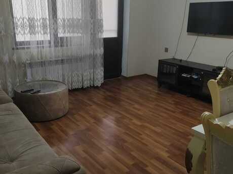 4 otaqlı köhnə tikili - Bakıxanov q. - 90 m²