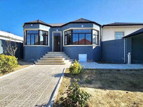 4 otaqlı həyət evi/bağ evi - Görədil q. - 140 m²