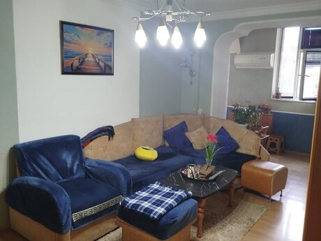 3 otaqlı köhnə tikili - Gənclik m. - 60 m²